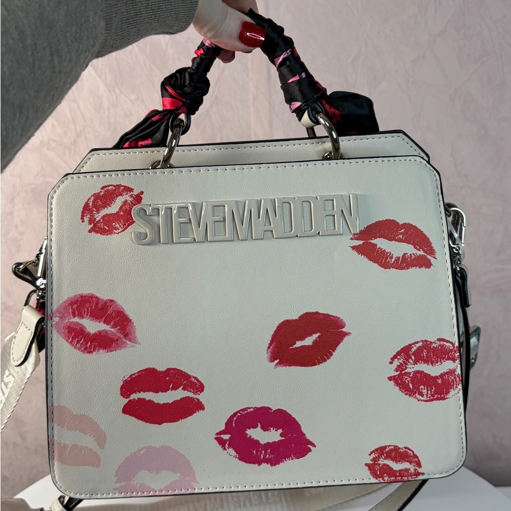 Steve Madden BEvelyn Kiss Print Women's Bag Chalk - Picture 13 of 16